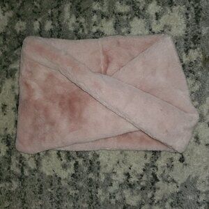 Primark Pink One Size Scarf 🎗🎗🎗🎀🎀🎀EUC